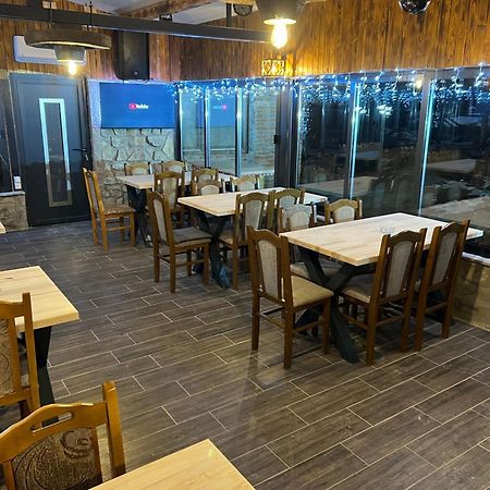 Domacinstvo Na Kraju Svijeta Pensionat Sipovo Exteriör bild